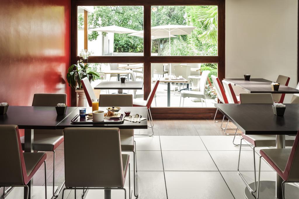 Ibis Auch Hotell Eksteriør bilde
