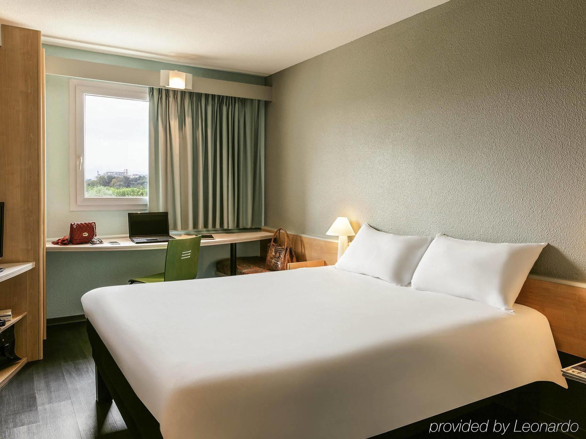 Ibis Auch Hotell Eksteriør bilde