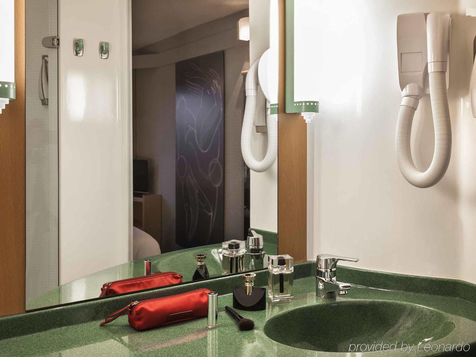 Ibis Auch Hotell Eksteriør bilde